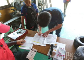 気をつけよう　体調不良と　タイヤ配布