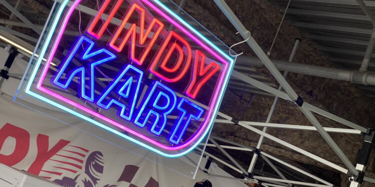 インディカート柏店が7月14日にオープン!千葉県イオンモール柏の立体駐車場を活用した屋内レンタルカートサーキット