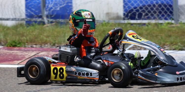 横⼭輝翔のGPR Cadets Rd.3優勝マシン / PONOS HIROTEX RACING