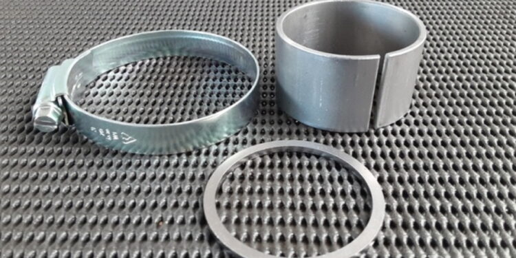 【新製品】KT用マフラープロテクターがCRG JAPANより登場　損傷しやすいマフラージョイント部分を保護