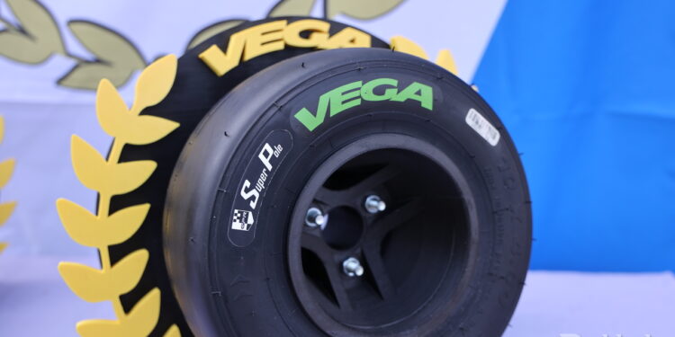 【全日本OK】VEGAタイヤへの変更でレースはどう変わったか？第1戦で急変した特性とは